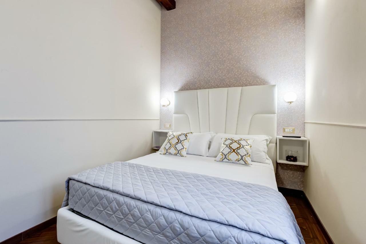 Trevi Private Suites By Premium Suites Collection Rome Exterior photo