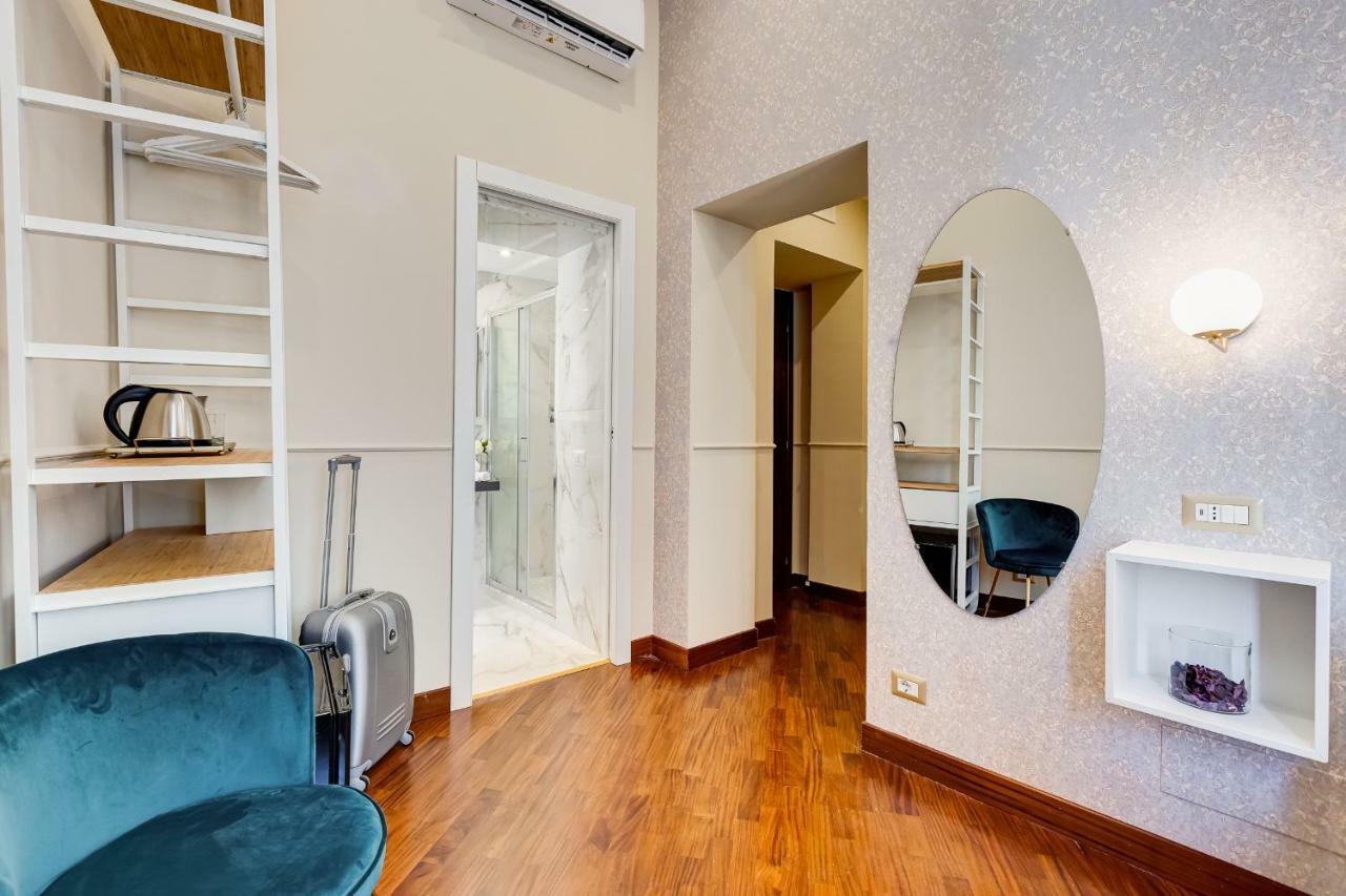 Trevi Private Suites By Premium Suites Collection Rome Exterior photo